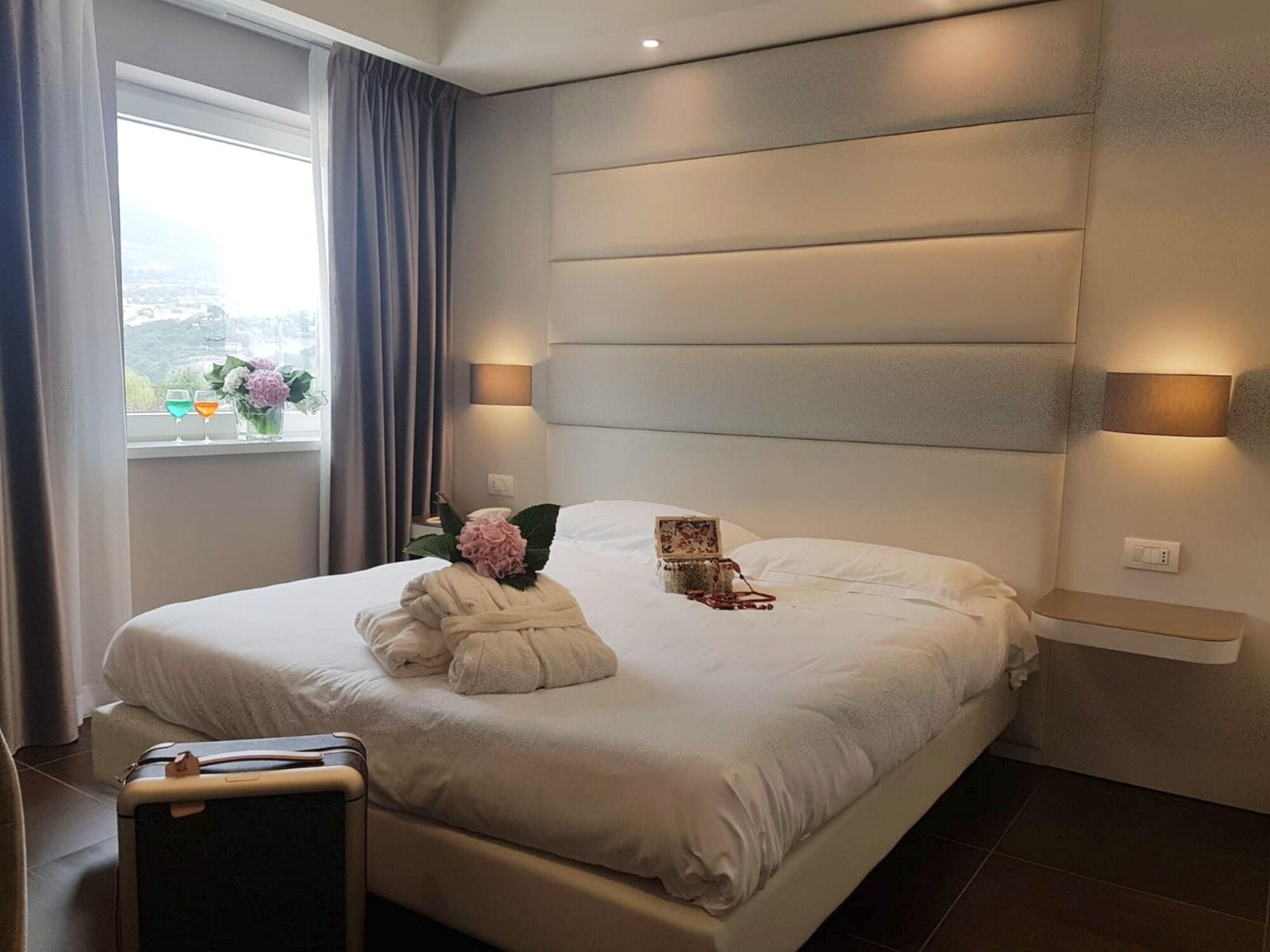 Hotel Bouganville Picerno Eksteriør billede