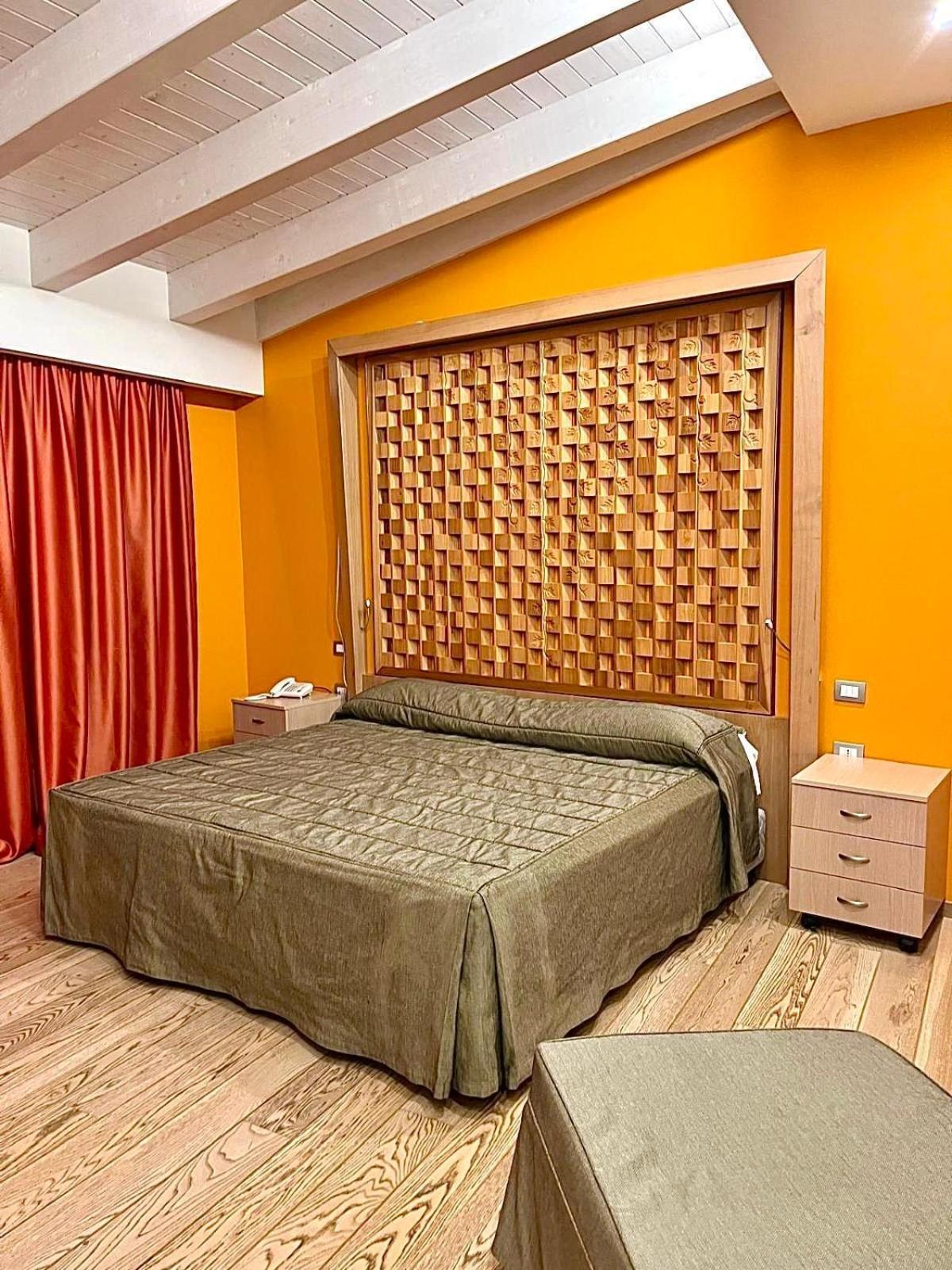 Hotel Bouganville Picerno Eksteriør billede