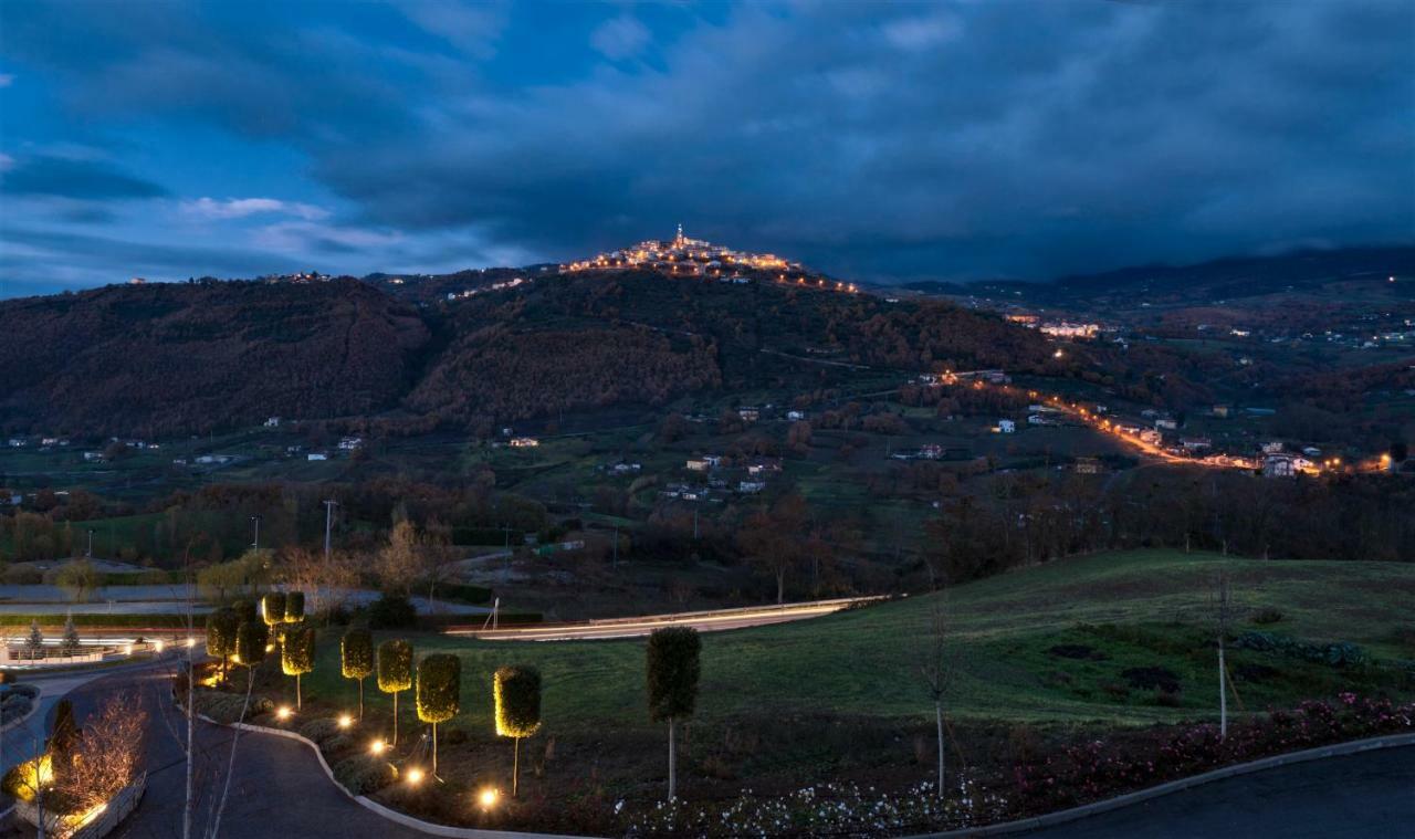 Hotel Bouganville Picerno Eksteriør billede